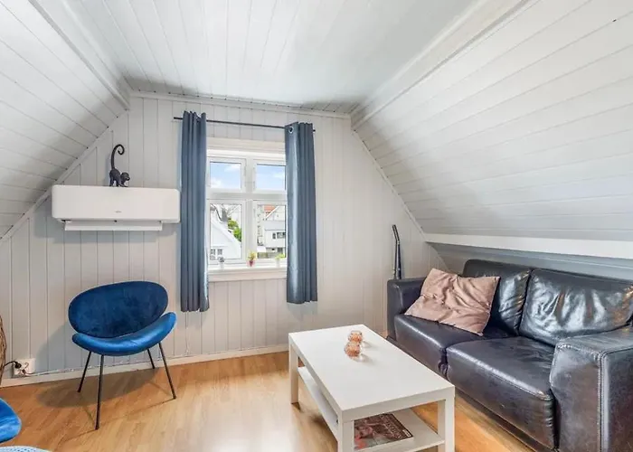 Valand 10 Min Walk From Center Appartamento *